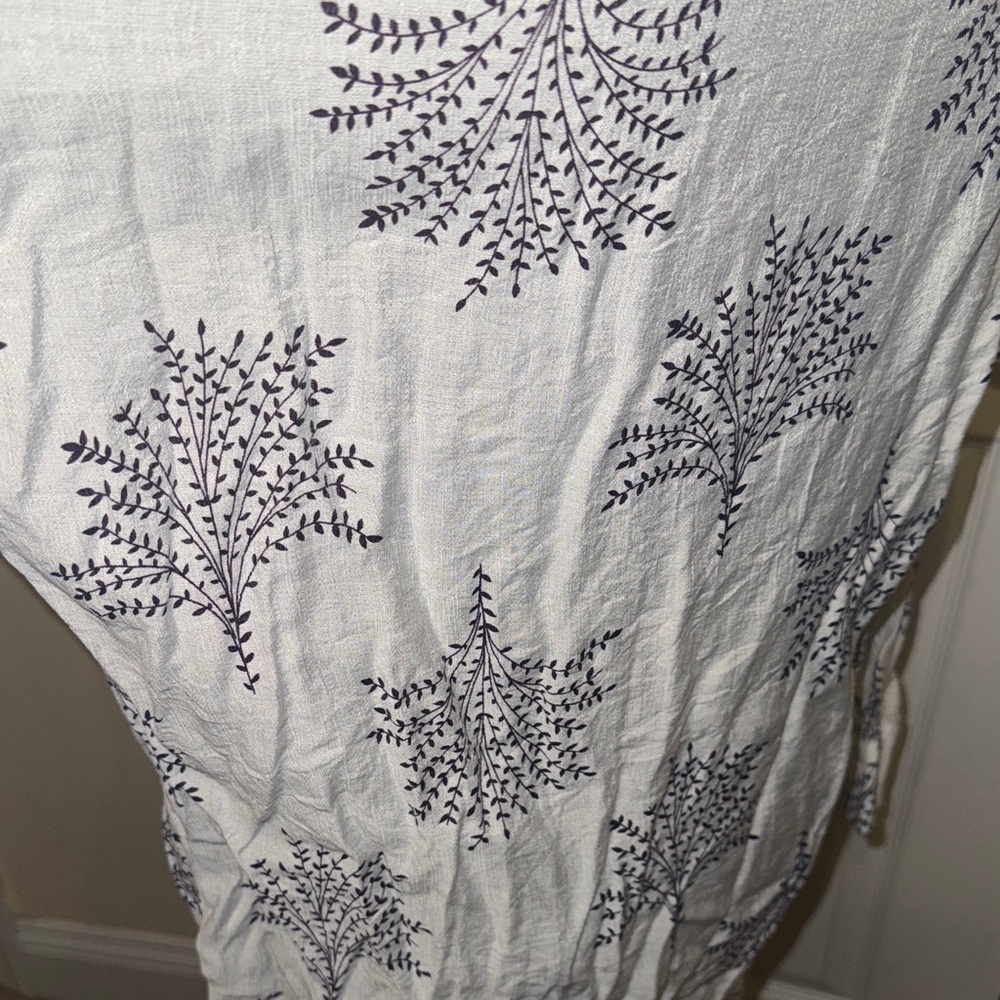 Elegant Cream and Purple Floral Button Down Shirt - Picture 10 of 16